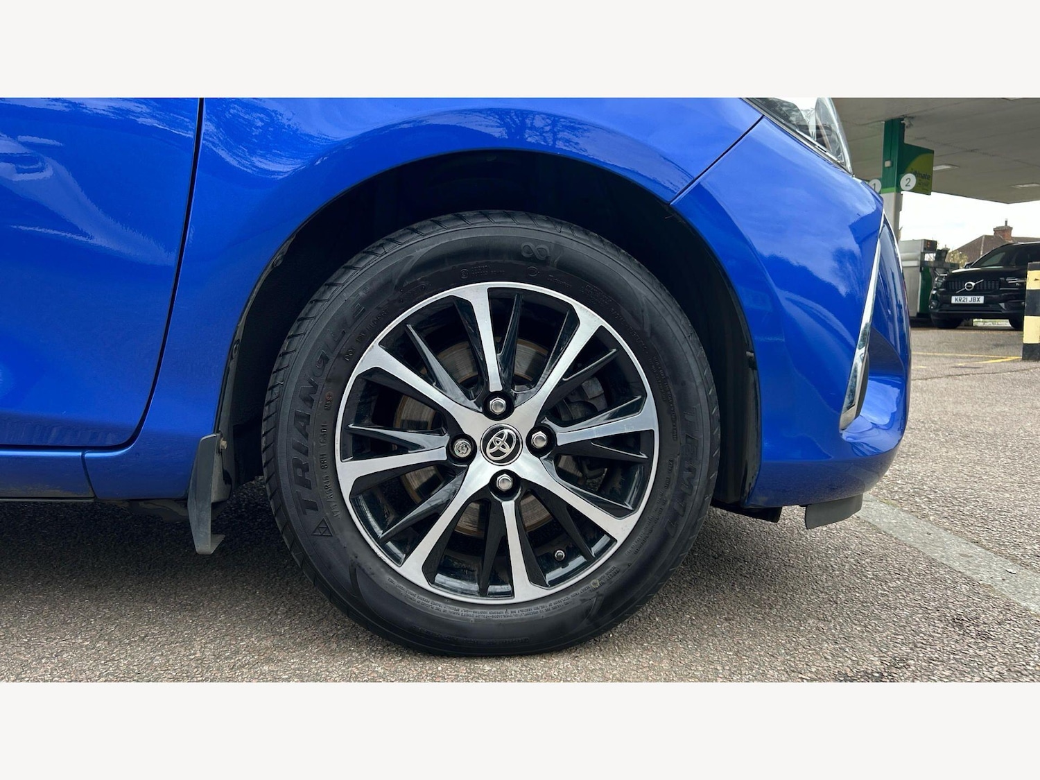 Used Toyota Yaris 2019 for sale - 78148357: Photo 27