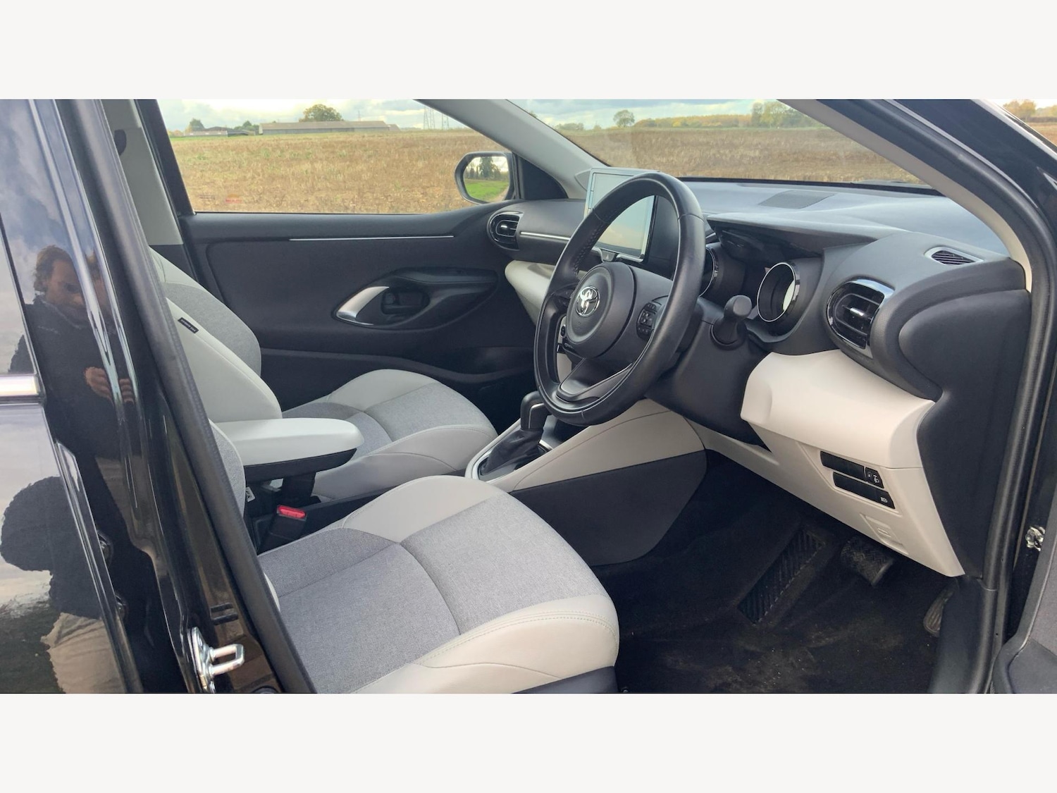 Used Toyota Yaris 2022 for sale - 76440900: Photo 13