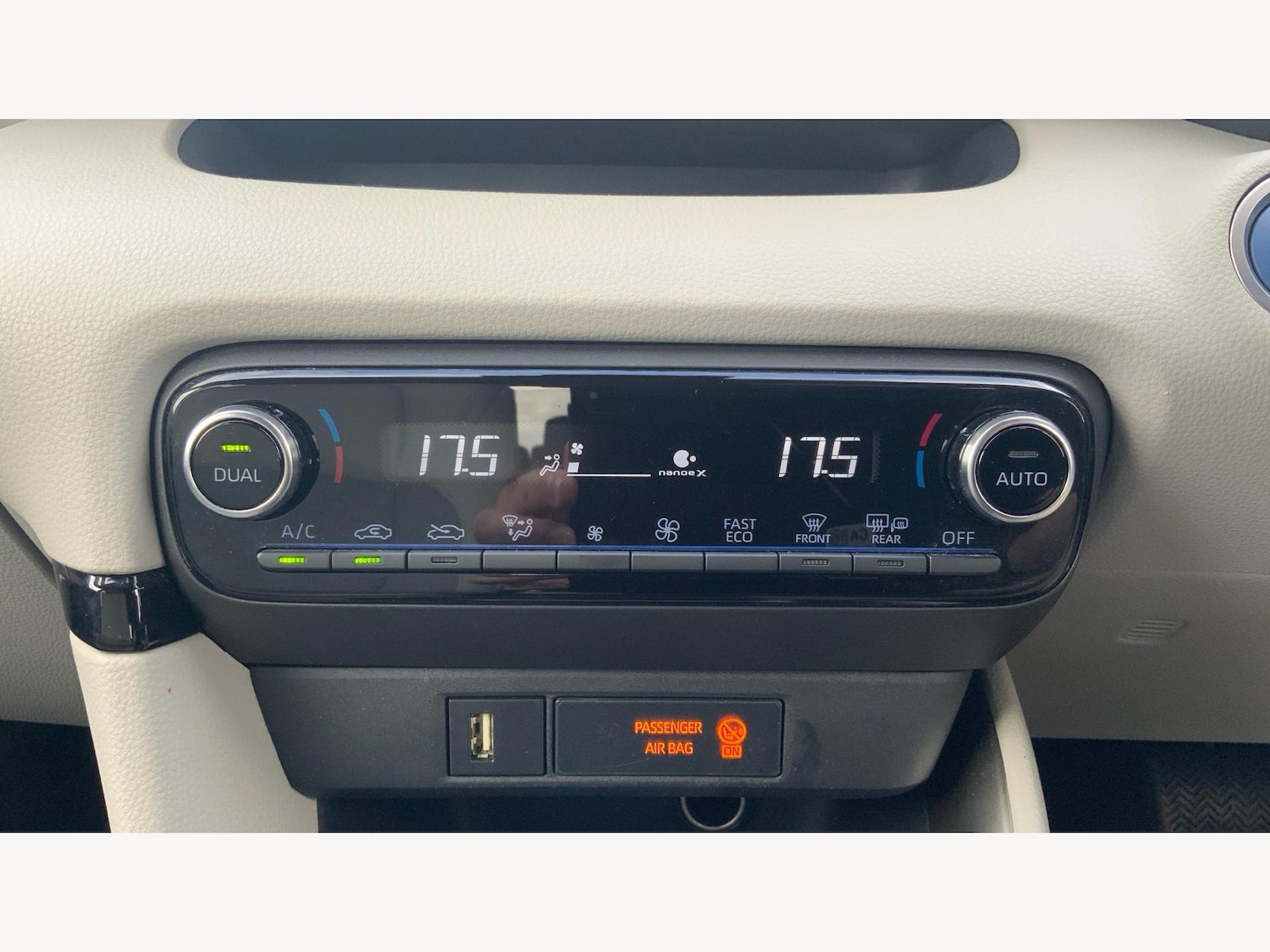 Used Toyota Yaris 2022 for sale - 76440900: Photo 33