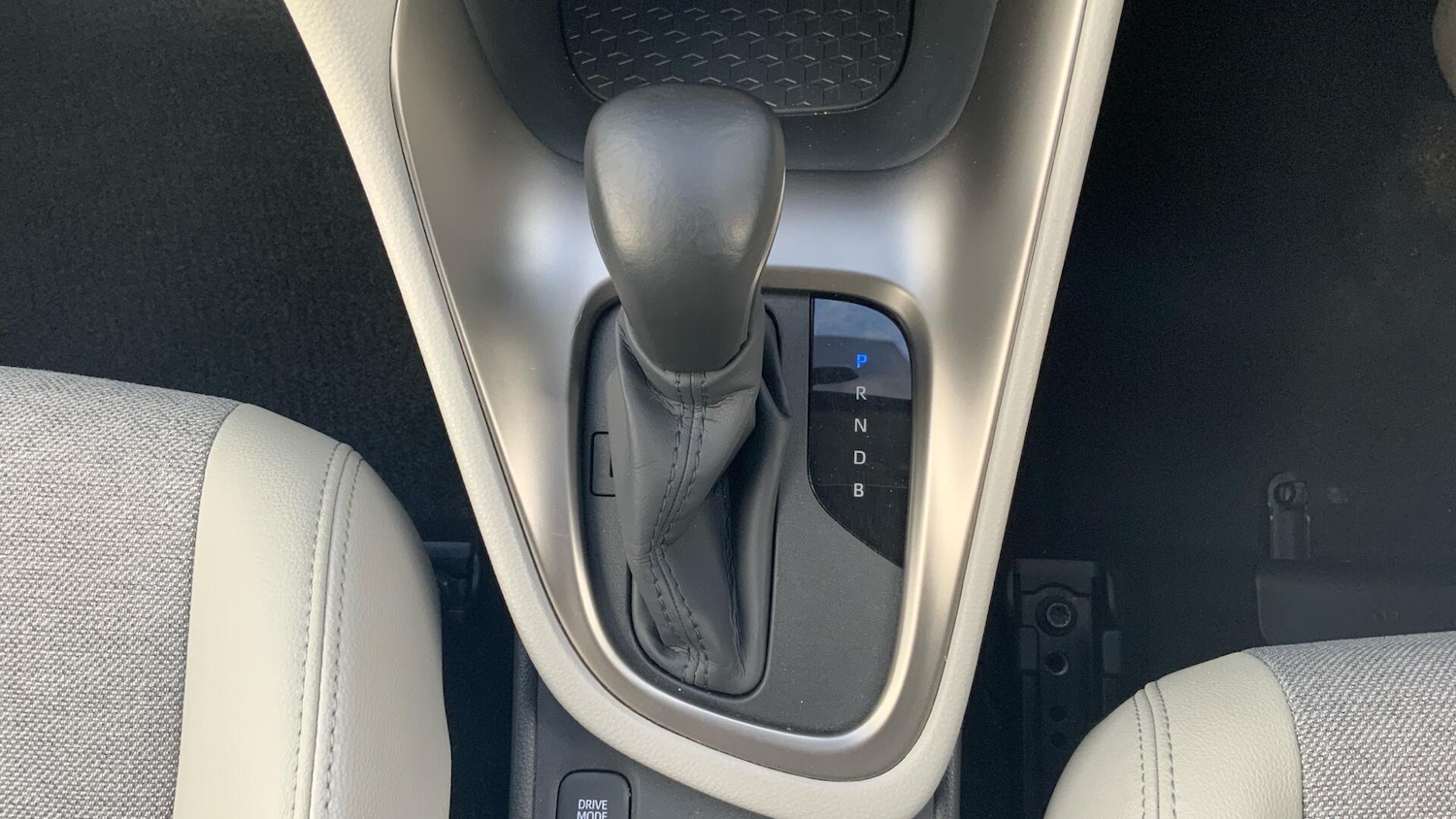 Used Toyota Yaris 2022 for sale - 76440900: Photo 35