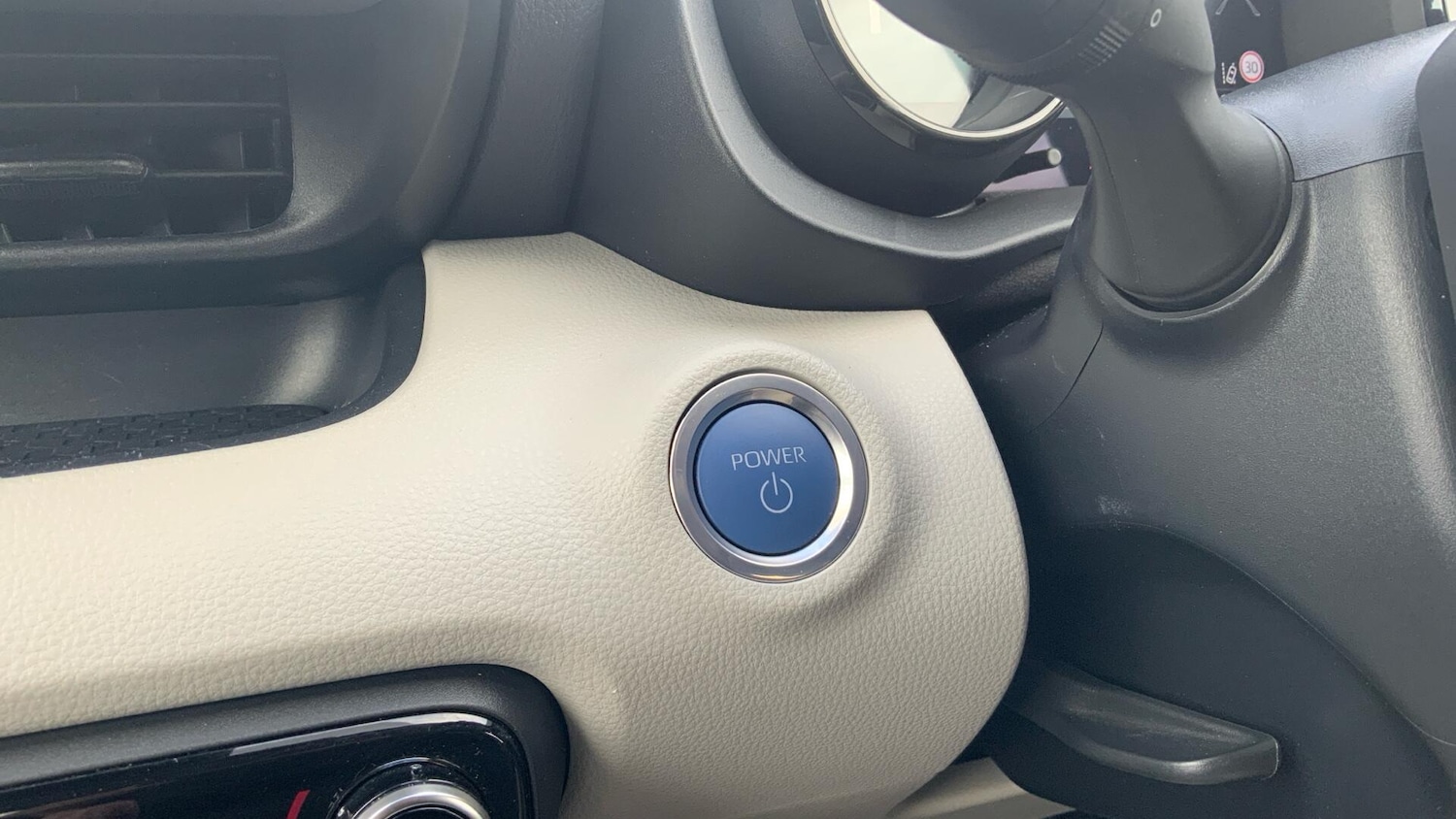 Used Toyota Yaris 2022 for sale - 76440900: Photo 37