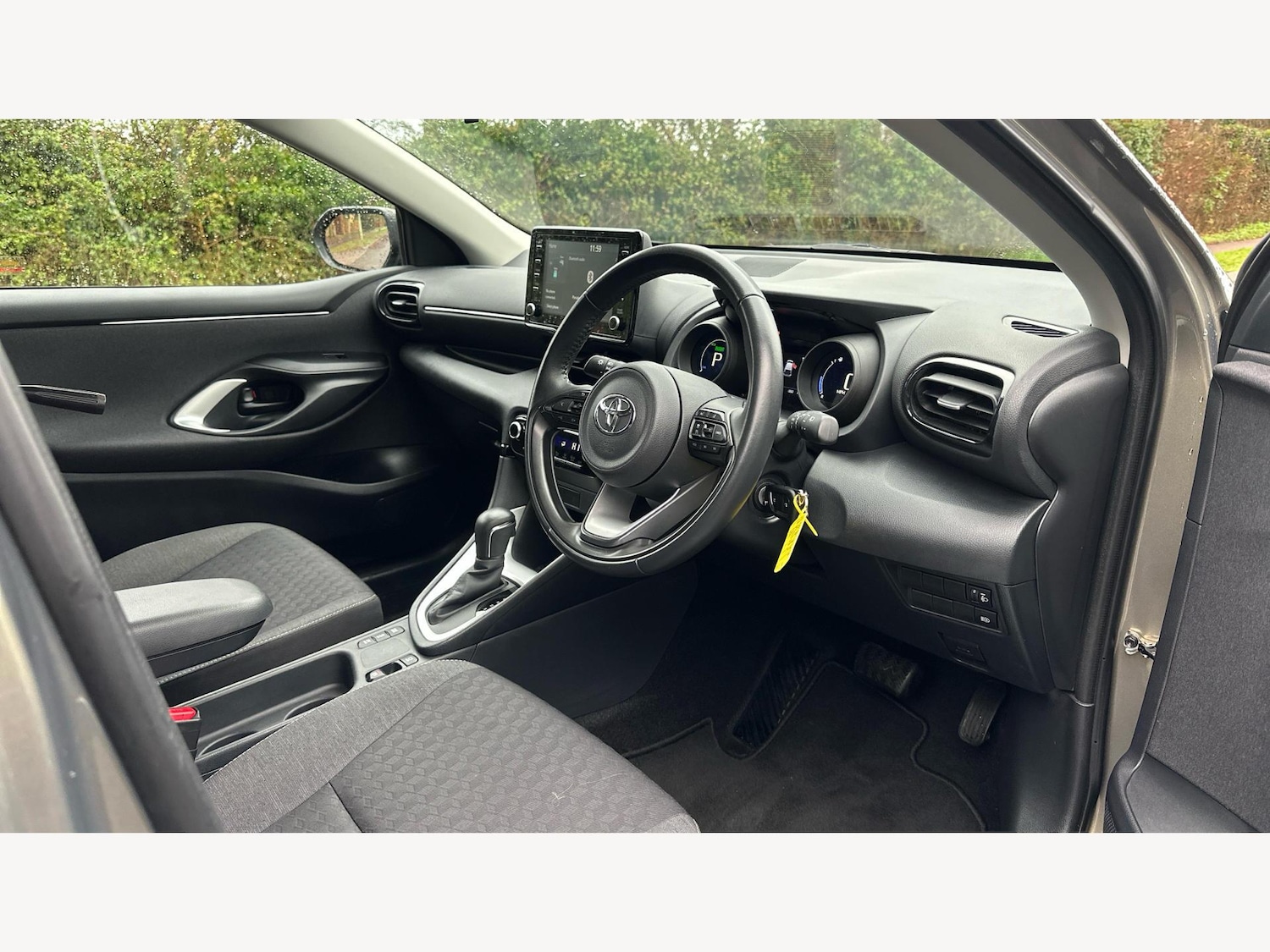 Used Toyota Yaris for sale - 77266998: Photo 13