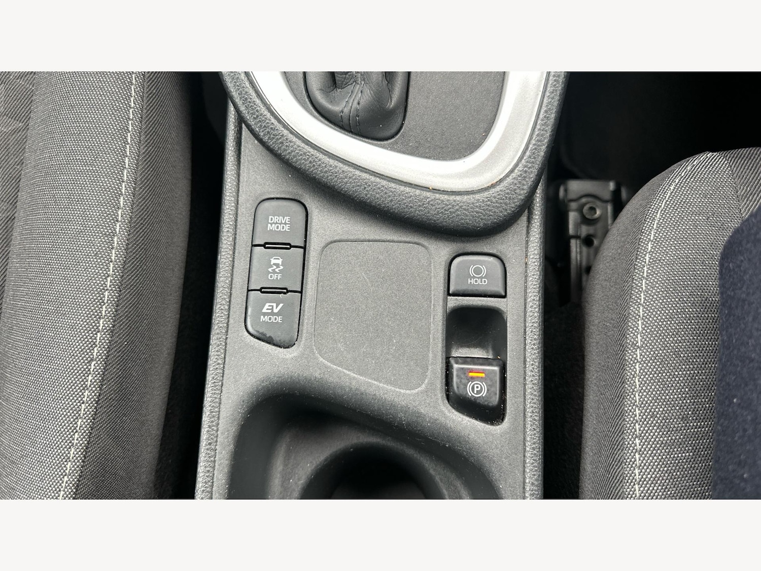 Used Toyota Yaris for sale - 77266998: Photo 31