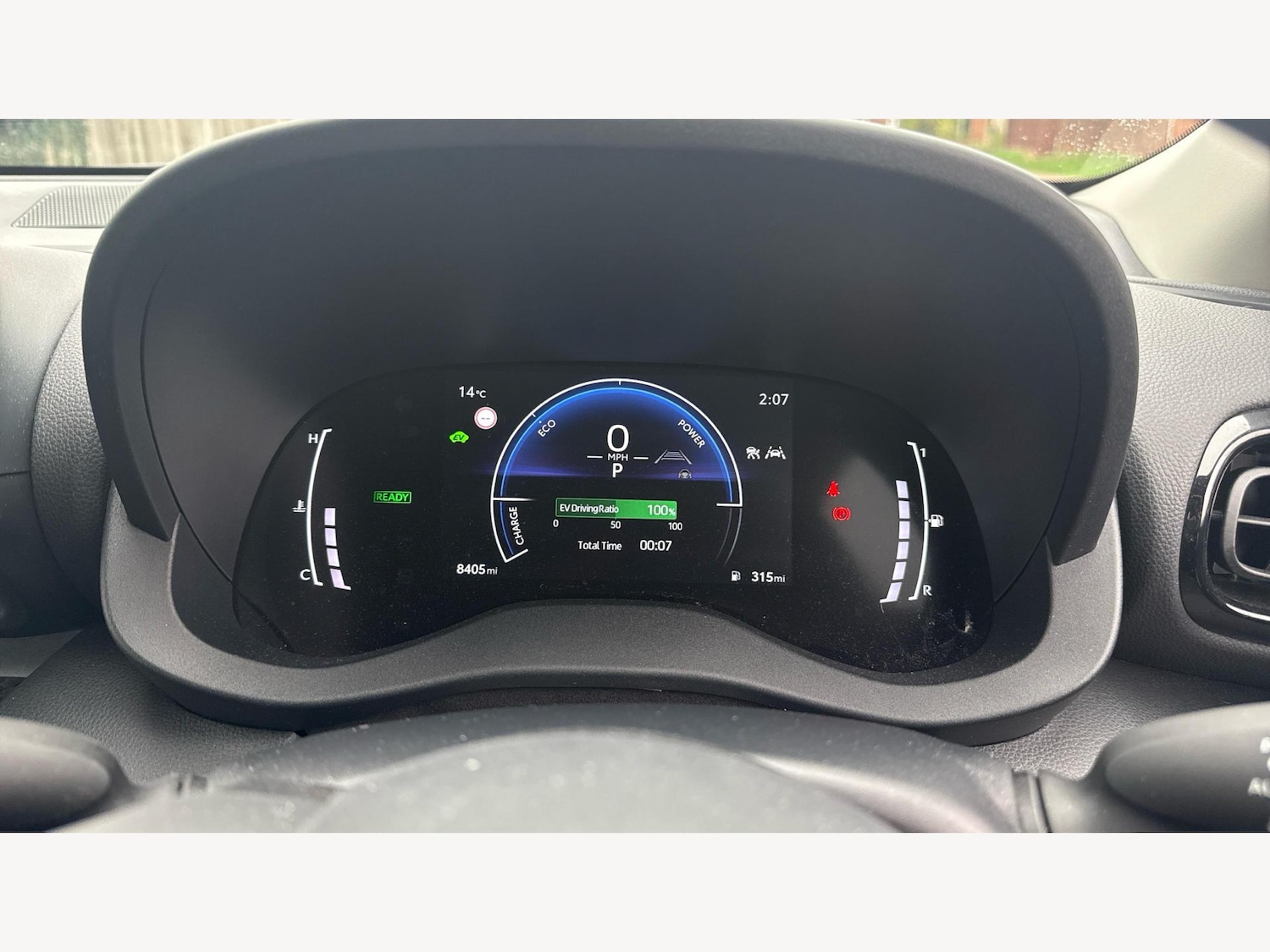 Used Toyota Yaris 2024 for sale - 76247554: Photo 11