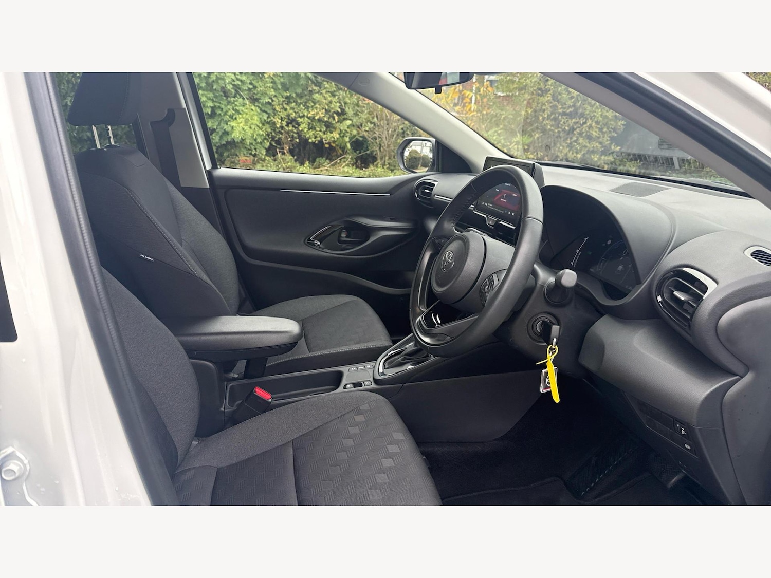 Used Toyota Yaris 2024 for sale - 76247554: Photo 13