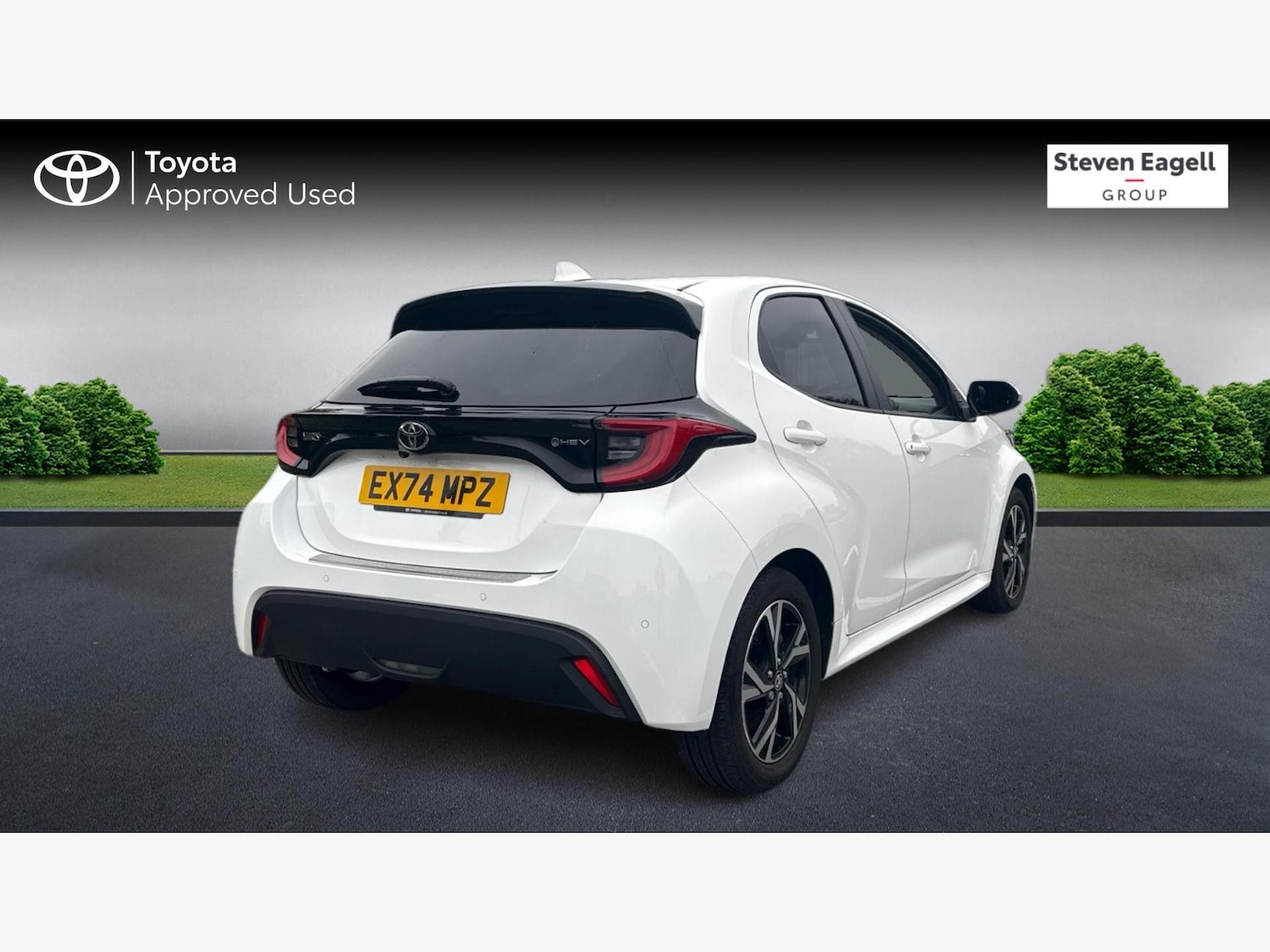 Used Toyota Yaris 2024 for sale - 76247554: Photo 2