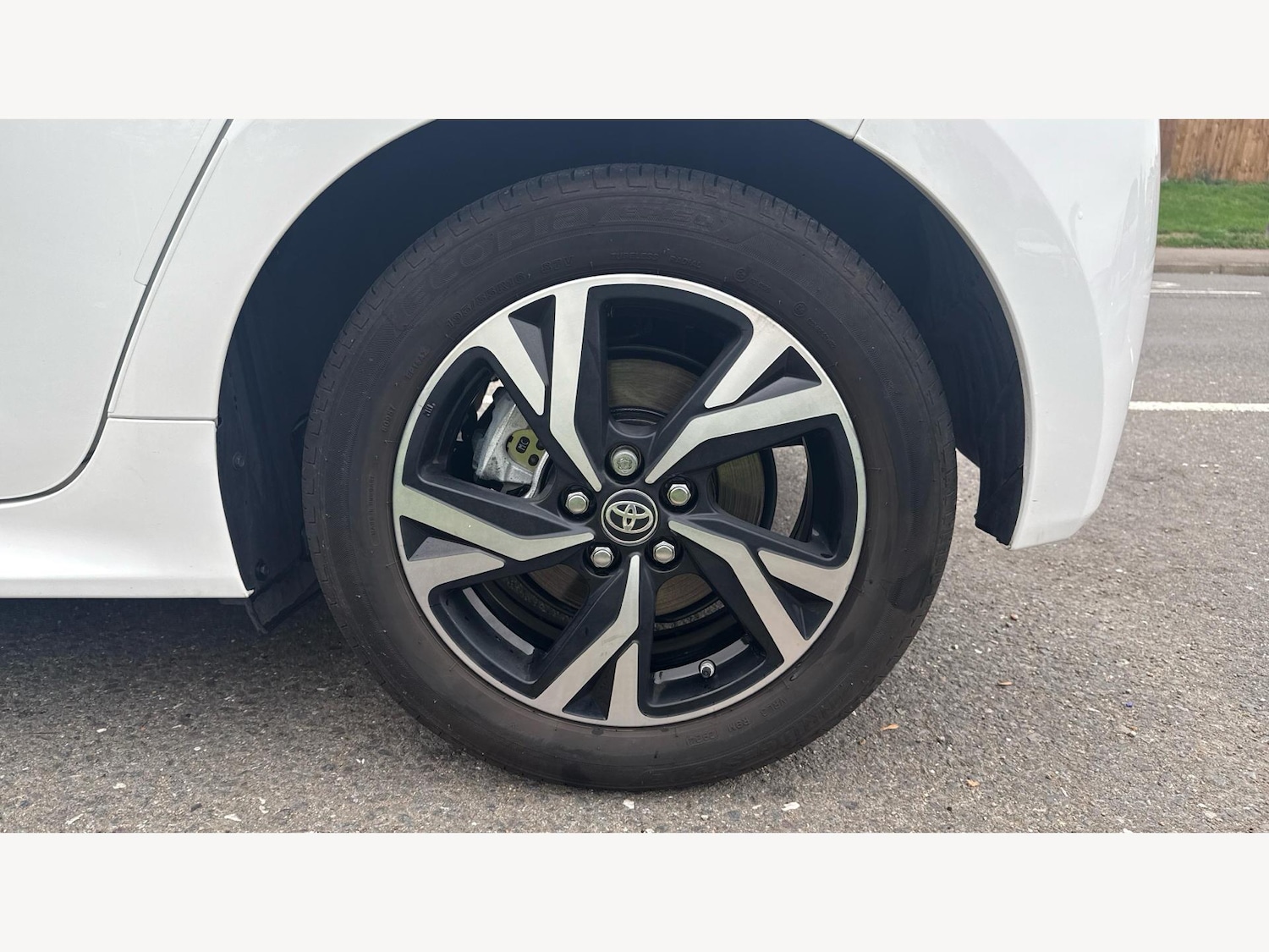 Used Toyota Yaris 2024 for sale - 76247554: Photo 22