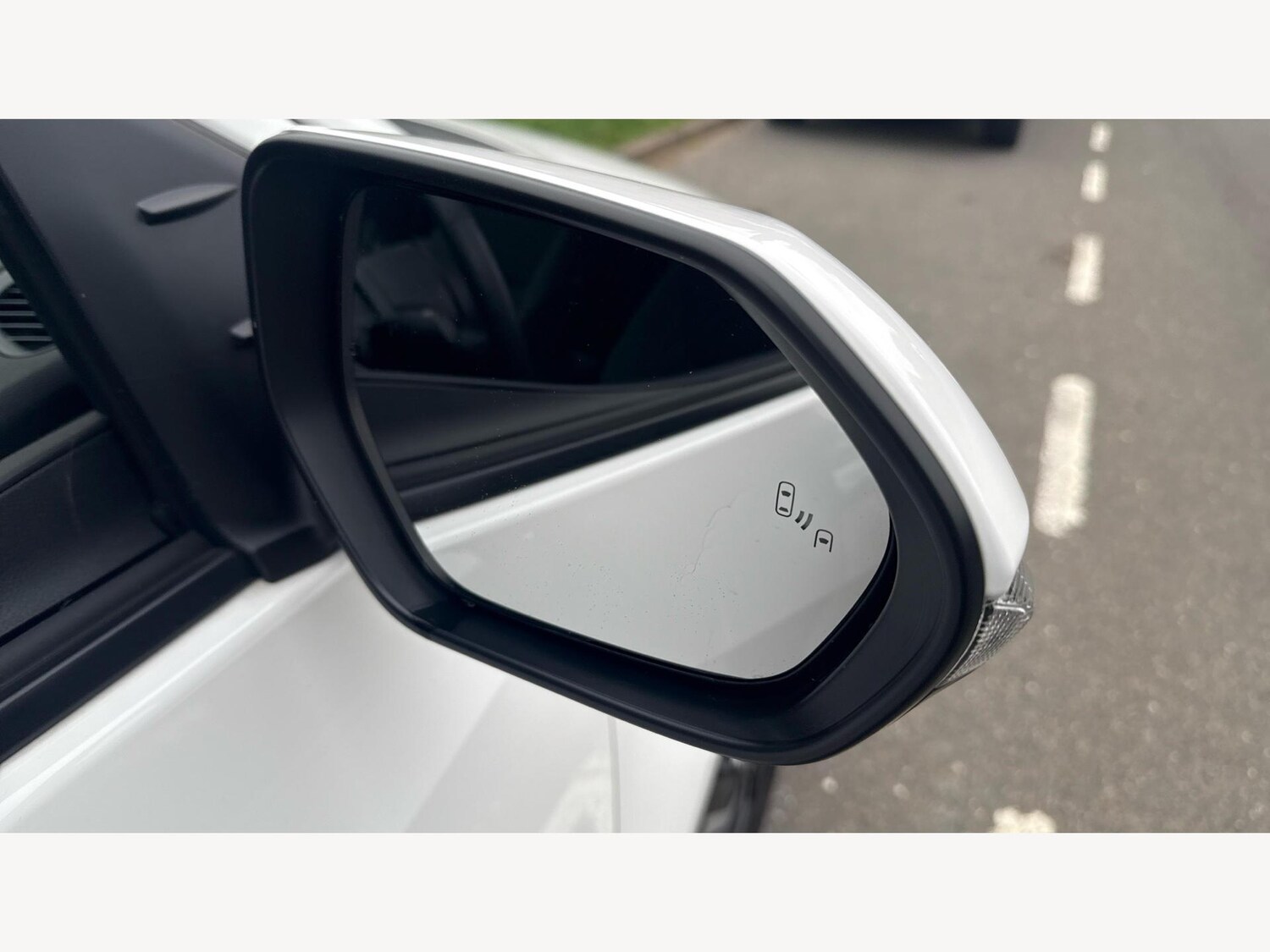 Used Toyota Yaris 2024 for sale - 76247554: Photo 27