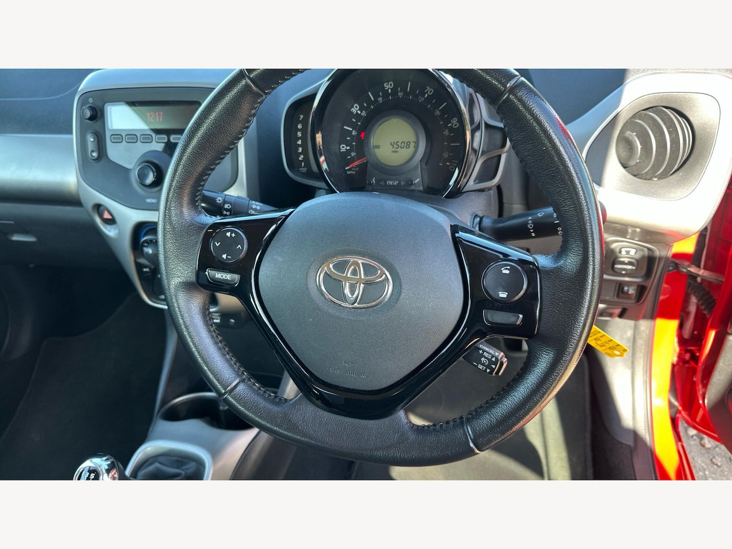 Used Toyota AYGO 2016 for sale - 77926004: Photo 10