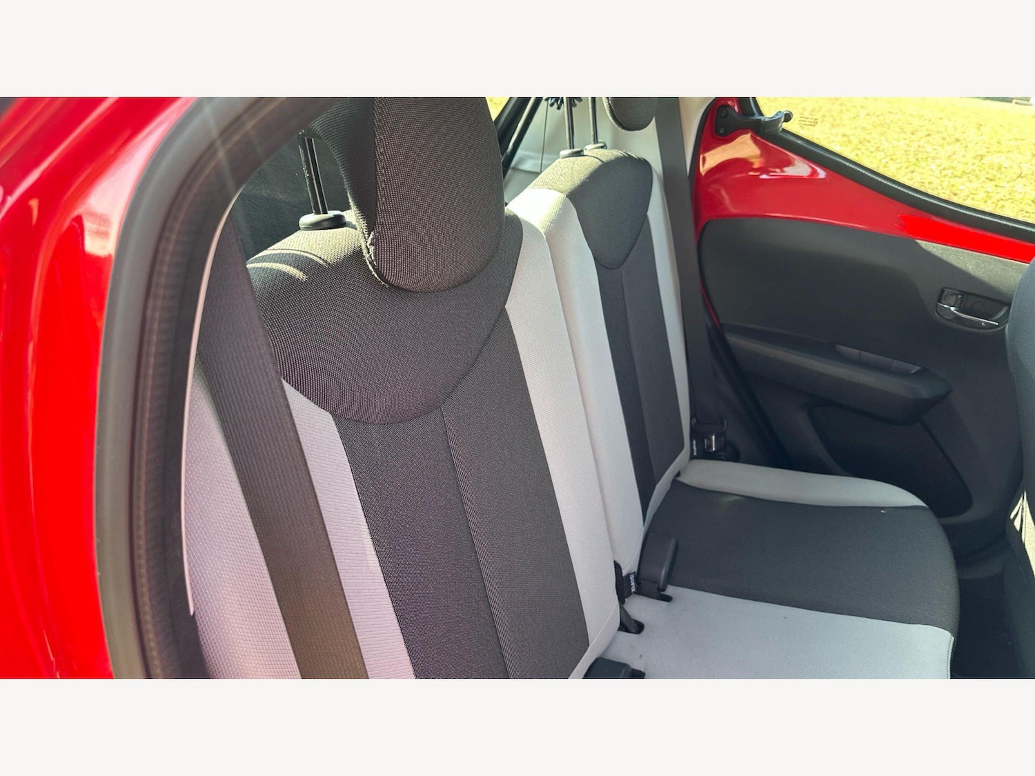 Used Toyota AYGO 2016 for sale - 77926004: Photo 25