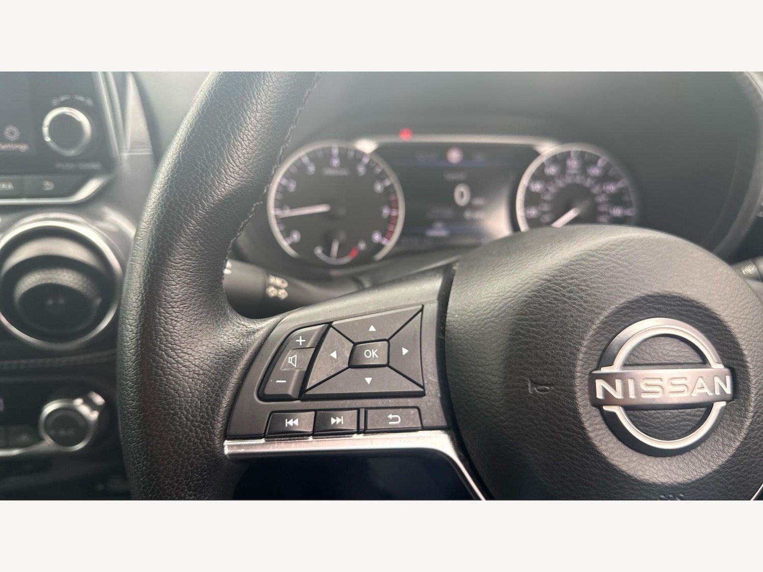 Used Nissan Juke 2023 for sale - 78148154: Photo 42