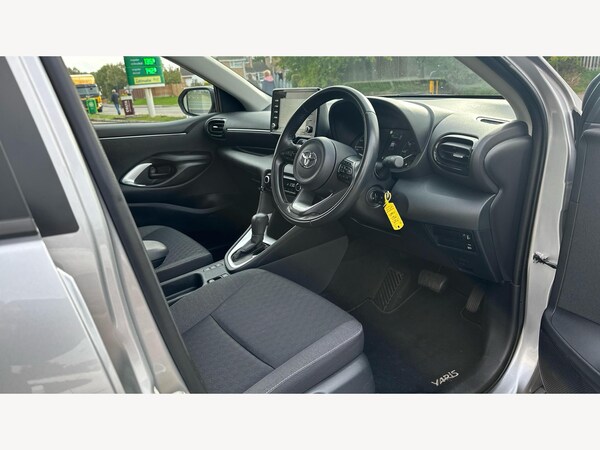 Used Toyota Yaris 2022 for sale - 76189787: Photo 13