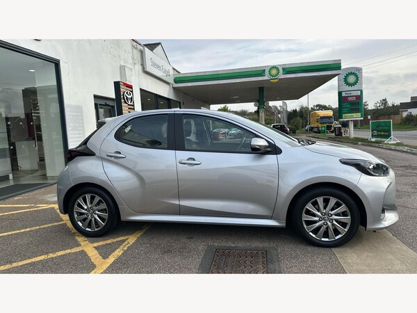 Used Toyota Yaris 2022 for sale - 76189787: Photo 18
