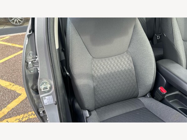 Used Toyota Yaris 2022 for sale - 76189787: Photo 26