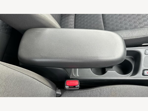 Used Toyota Yaris 2022 for sale - 76189787: Photo 27