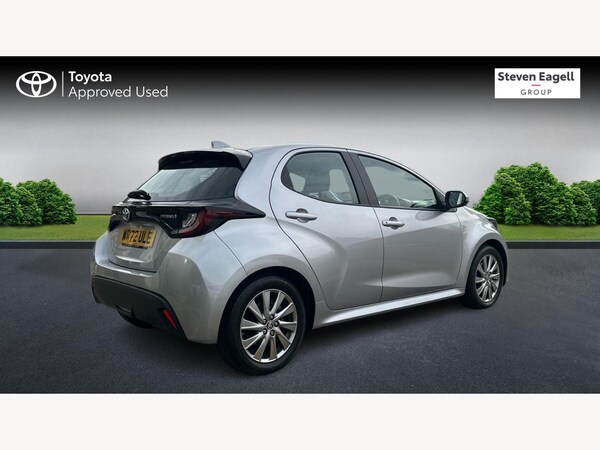 Used Toyota Yaris 2022 for sale - 76189787: Photo 2