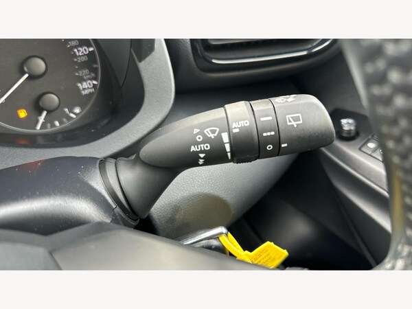 Used Toyota Yaris 2022 for sale - 76189787: Photo 36