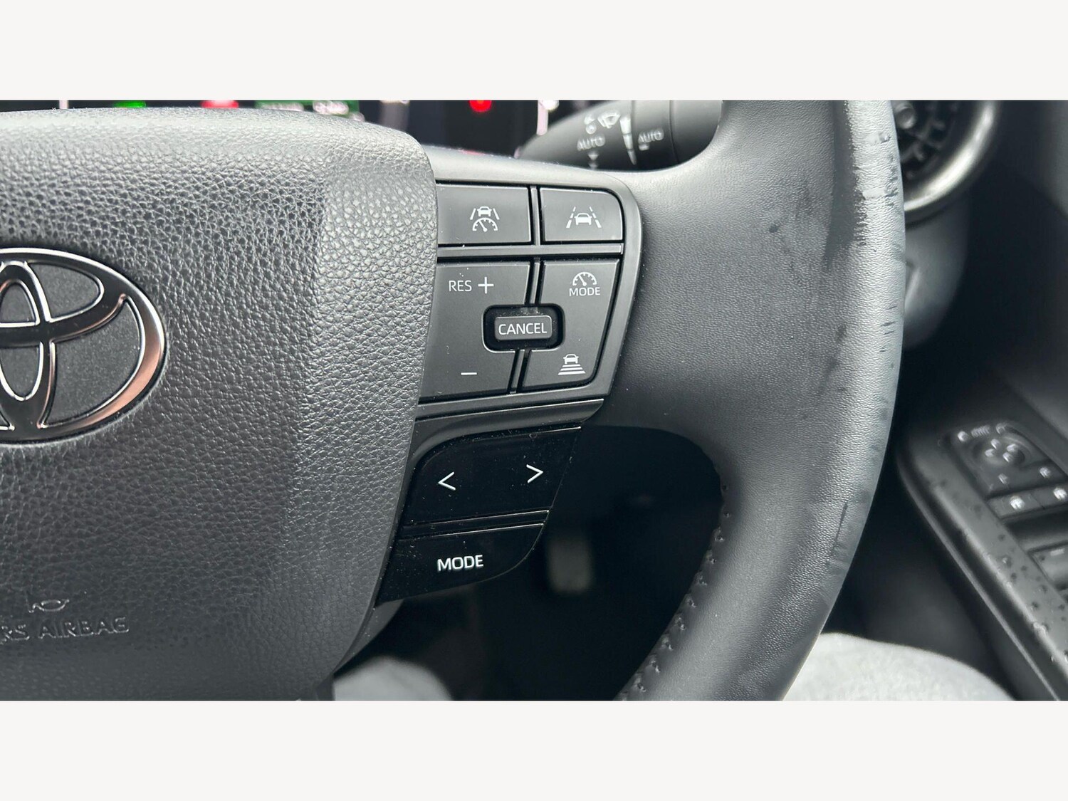 Used Toyota C-HR for sale - 78101449: Photo 32