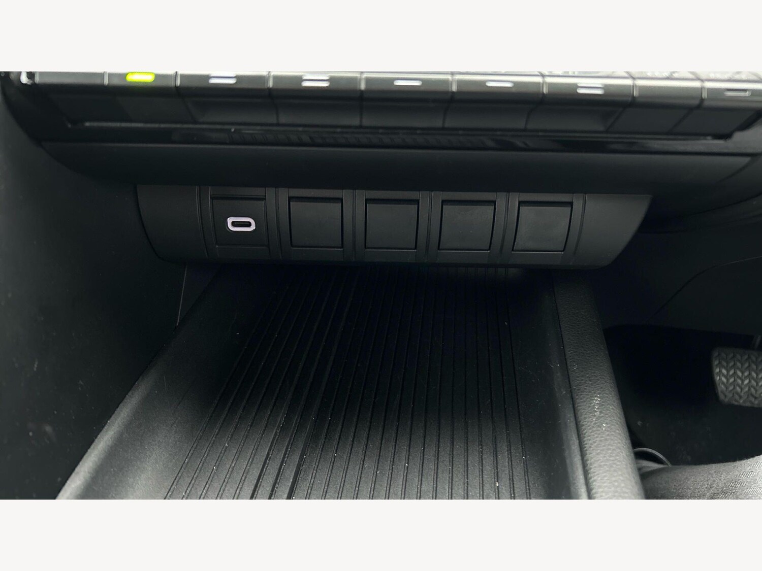 Used Toyota C-HR for sale - 78101449: Photo 34