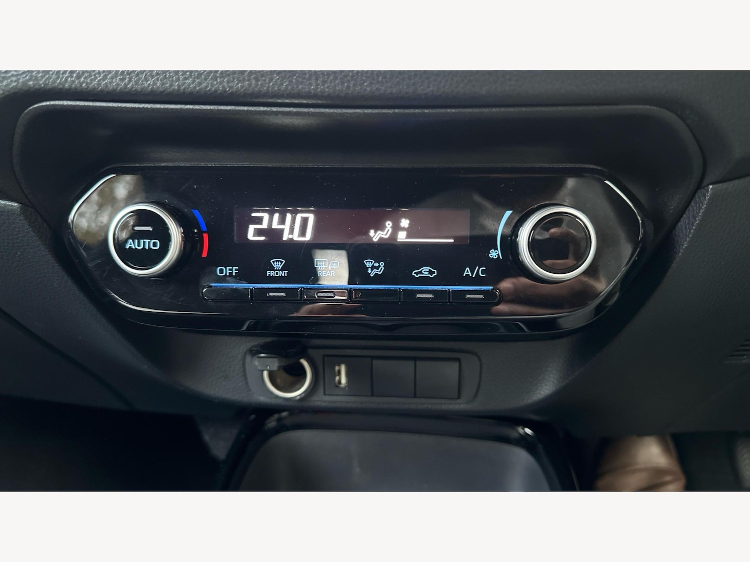 Used Toyota Aygo X 2023 for sale - 76537697: Photo 32