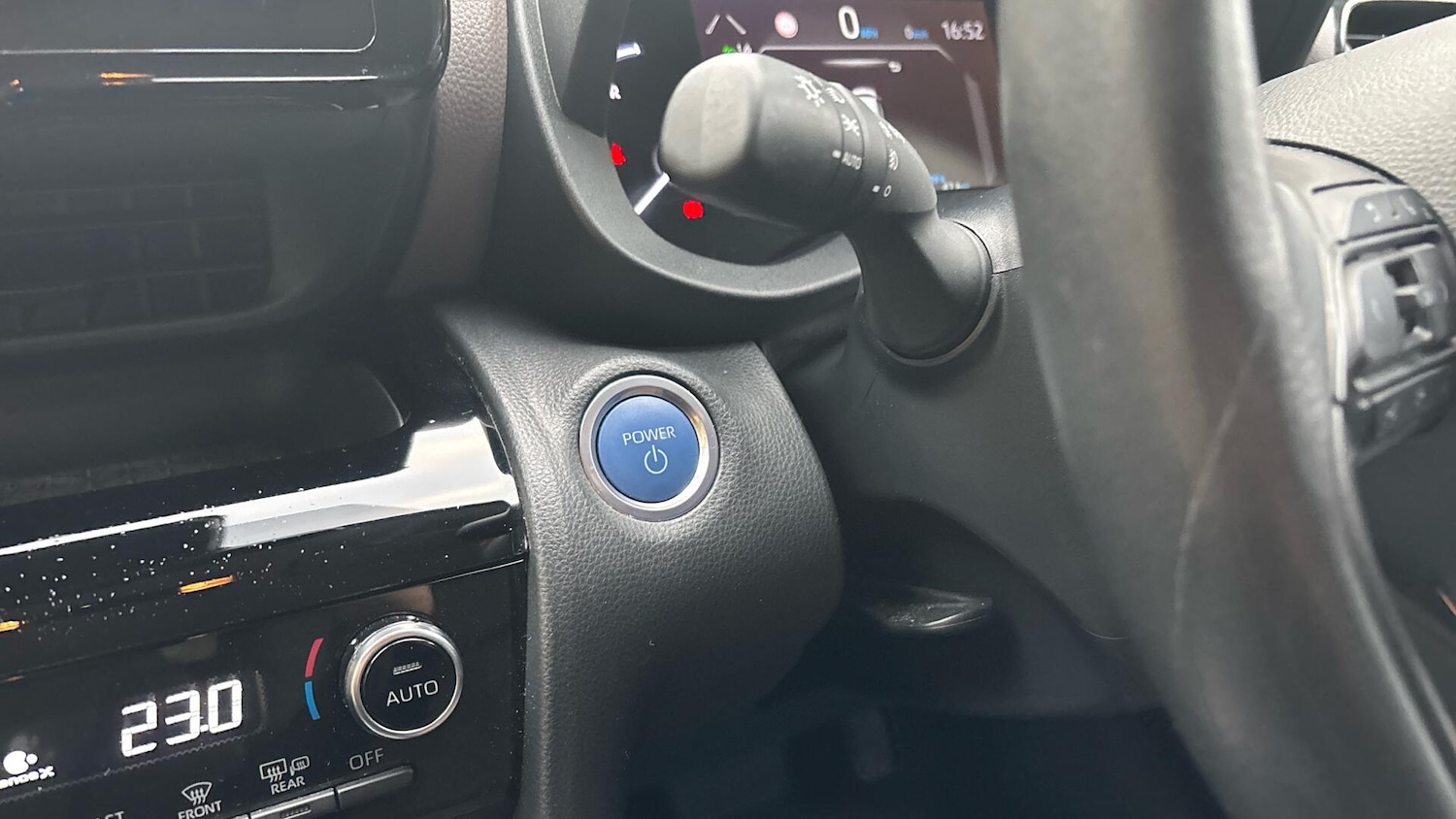 Used Toyota Yaris Cross 2023 for sale - 76499376: Photo 36