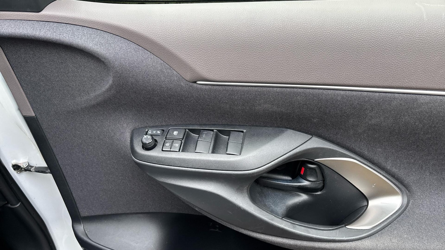 Used Toyota Yaris Cross 2023 for sale - 76499376: Photo 40