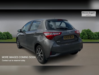 Used Toyota Yaris 2018 for sale - 78429764: Photo