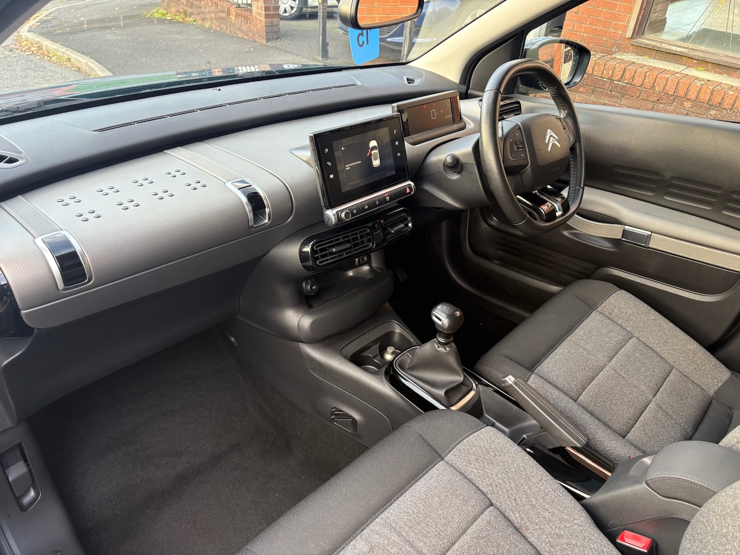 Used Citroen C4 Cactus 2019 for sale - 76403392: Photo 13