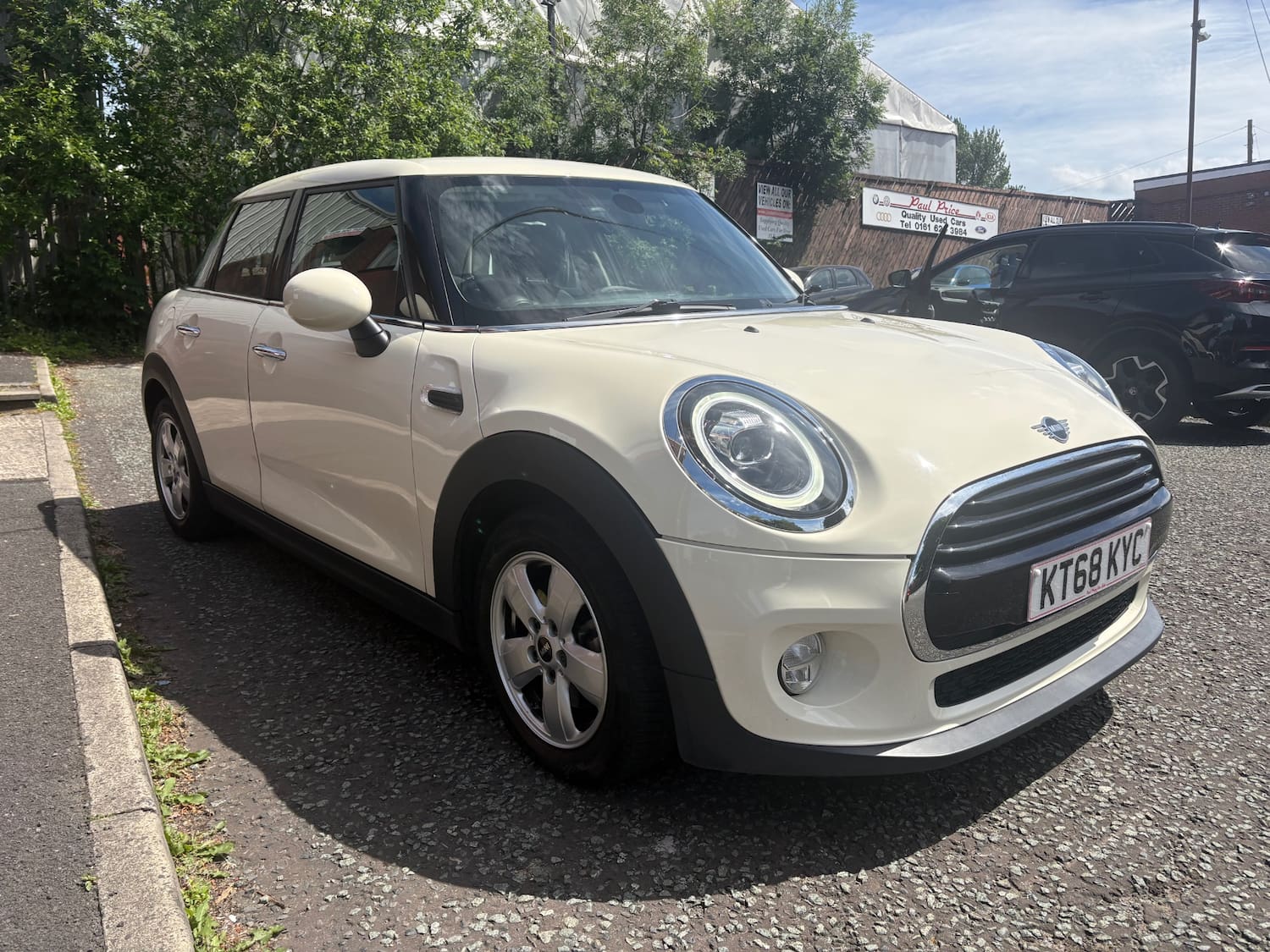 Mini Hatchback