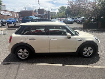 Used MINI Hatch 2019 for sale - 78962766: Photo