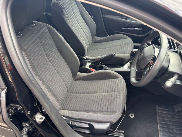 Used Peugeot 208 2022 for sale - 75690169: Photo 10