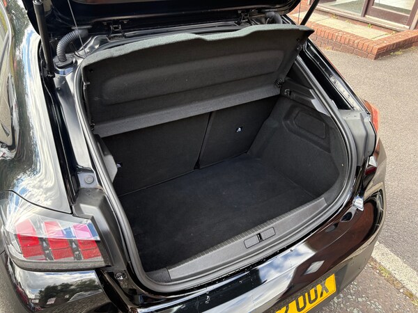 Used Peugeot 208 2022 for sale - 75690169: Photo 13