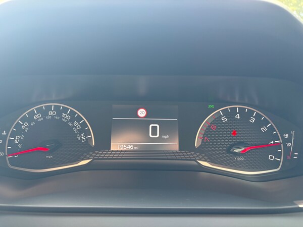 Used Peugeot 208 2022 for sale - 75690169: Photo 14