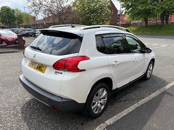 Used Peugeot 2008 2015 for sale - 78522135: Photo