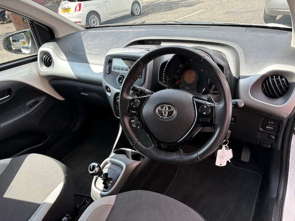 Used Toyota AYGO 2016 for sale - 72819199: Photo 9