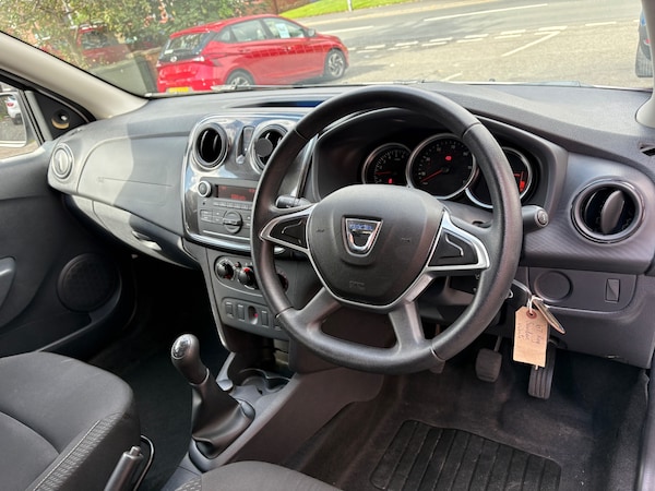 Used Dacia Sandero 2017 for sale - 75379467: Photo 9
