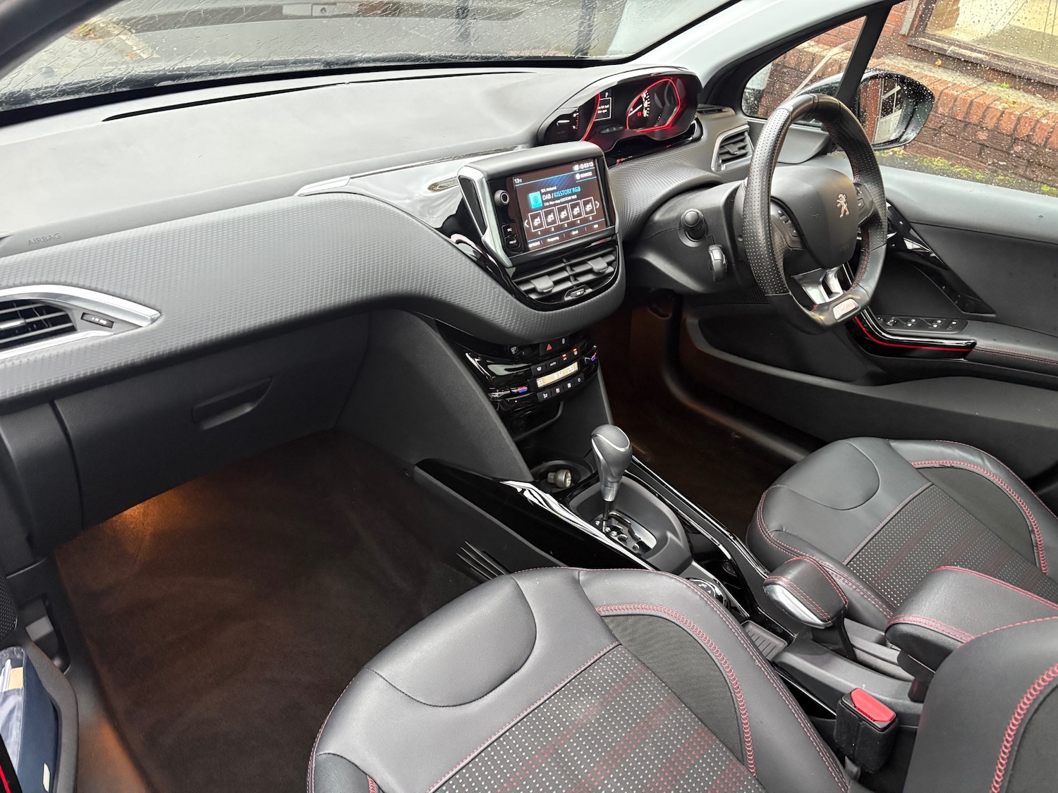 Used Peugeot 2008 2017 for sale - 76422461: Photo 12