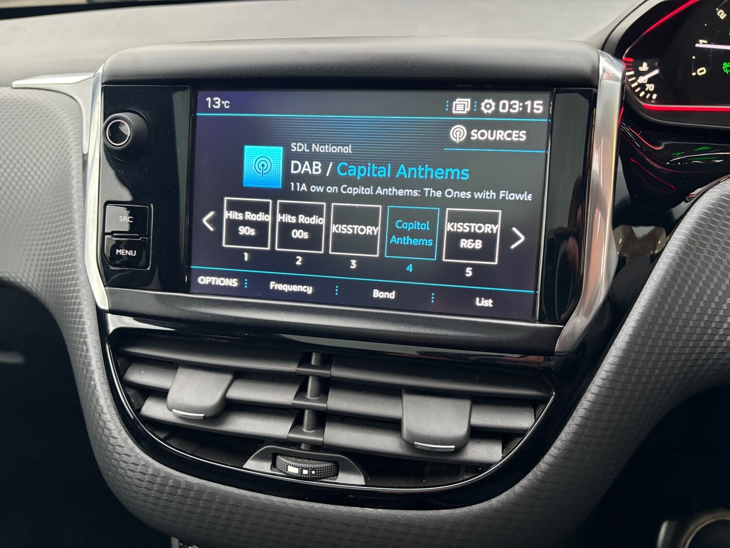 Used Peugeot 2008 2017 for sale - 76422461: Photo 15