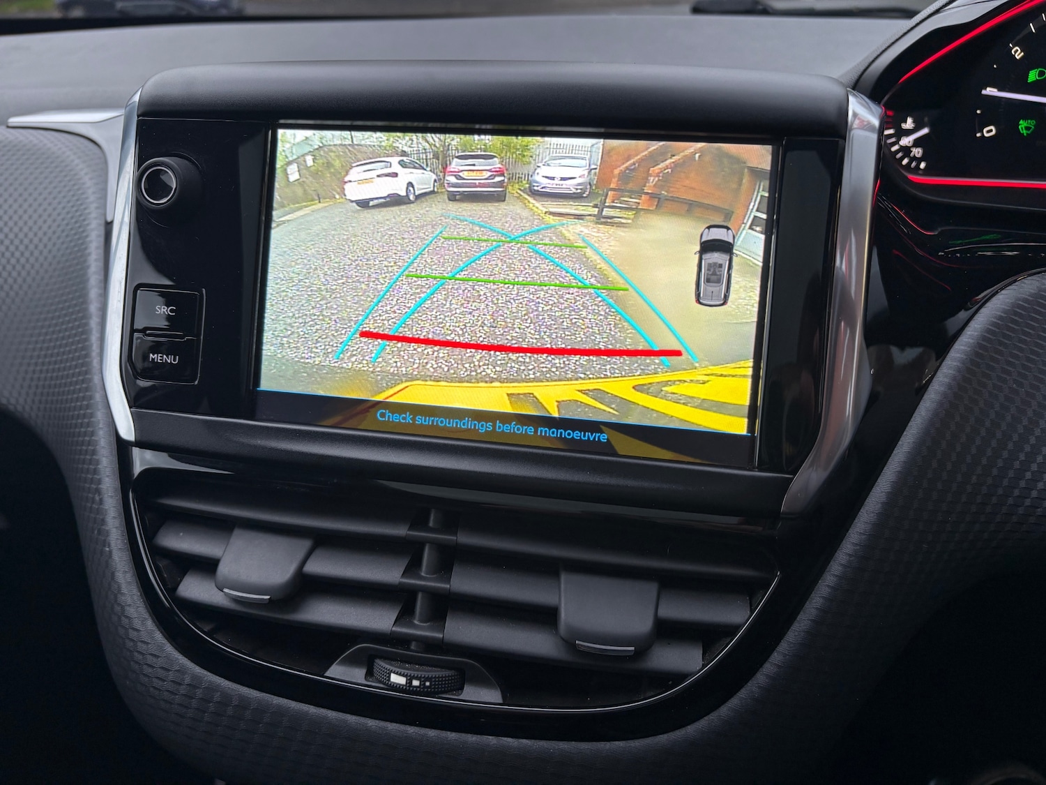 Used Peugeot 2008 2017 for sale - 76422461: Photo 18