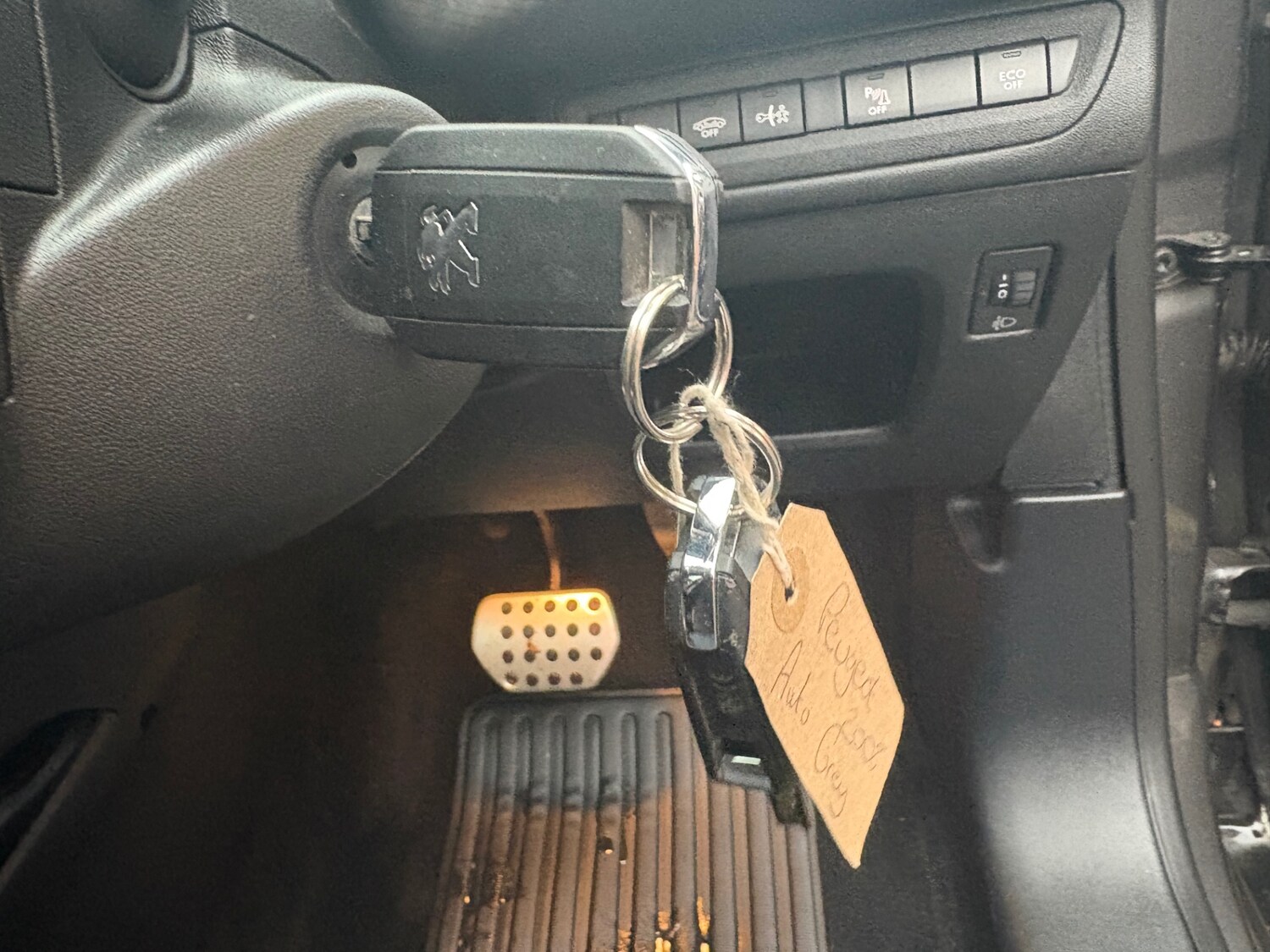 Used Peugeot 2008 2017 for sale - 76422461: Photo 22