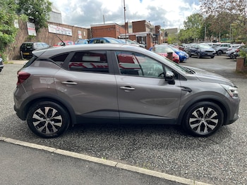Used Renault Captur 2022 for sale - 78761735: Photo