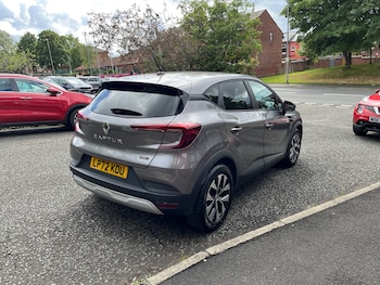 Used Renault Captur 2022 for sale - 78761735: Photo