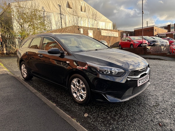 Used Kia Ceed 2022 for sale - 72997222: Photo 1