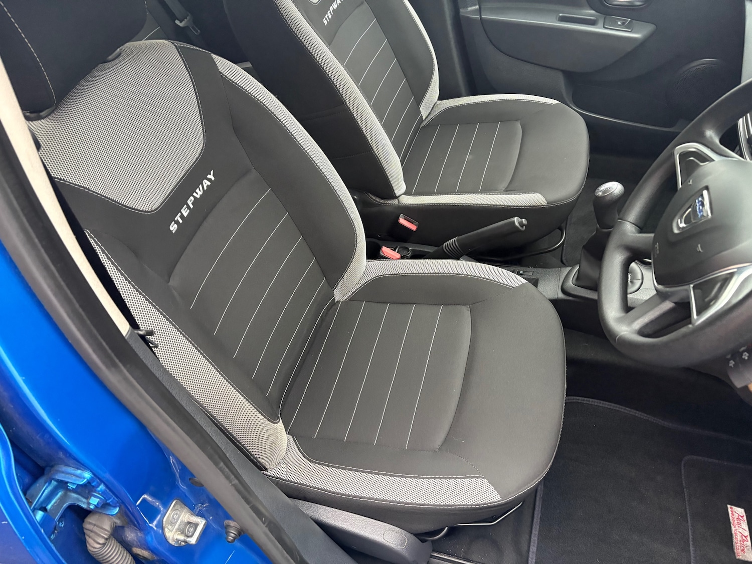 Used Dacia Sandero Stepway 2017 for sale - 76718873: Photo 10