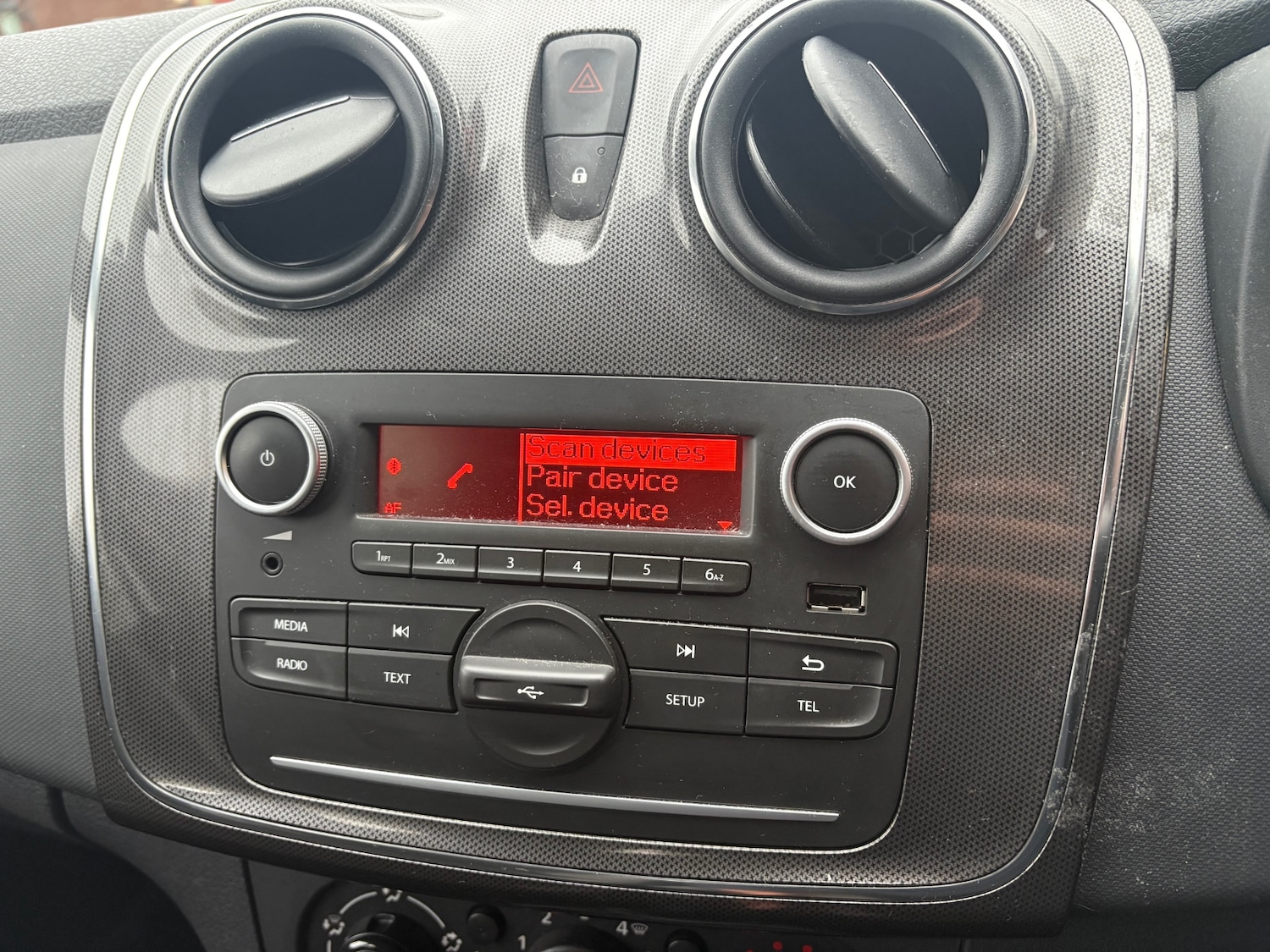 Used Dacia Sandero Stepway 2017 for sale - 76718873: Photo 16