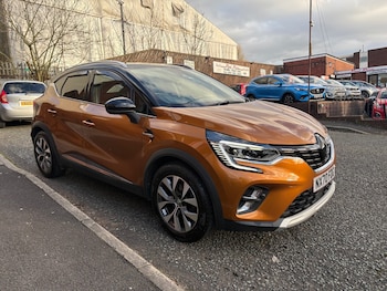 Used Renault Captur 2020 for sale - 77833998: Photo