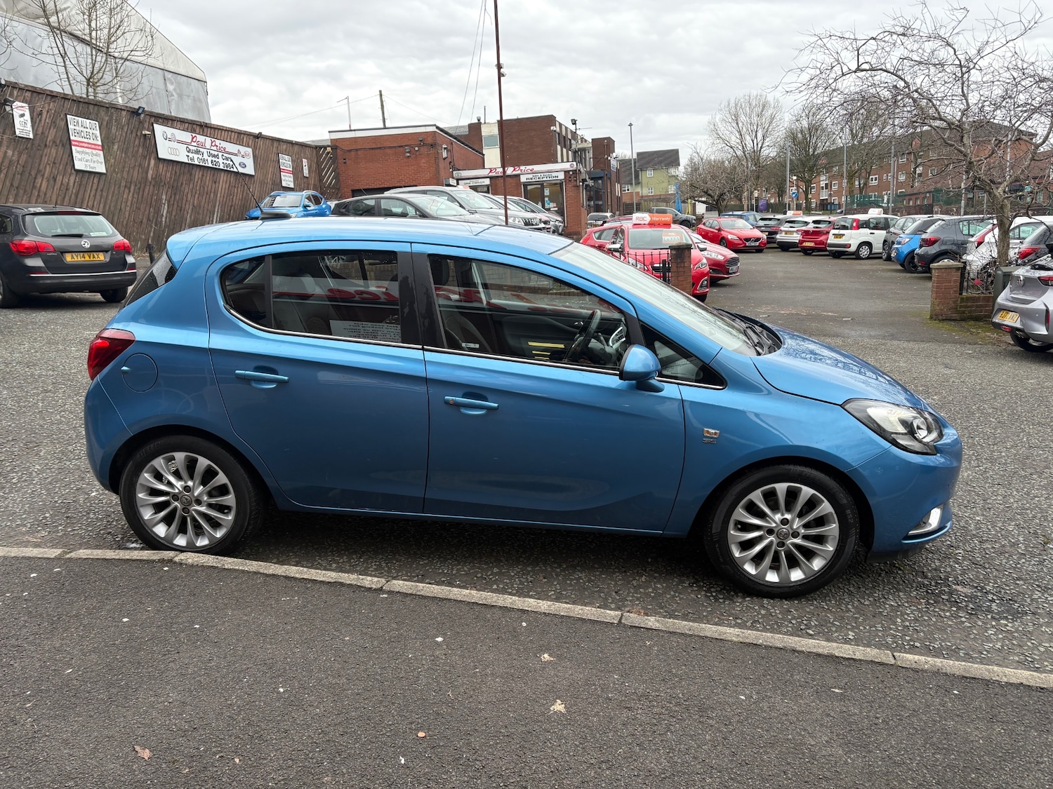 Used Vauxhall Corsa 2016 for sale - 77592000: Photo 2