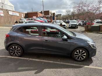 Used Renault Clio 2021 for sale - 74123087: Photo
