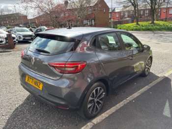 Used Renault Clio 2021 for sale - 74123087: Photo