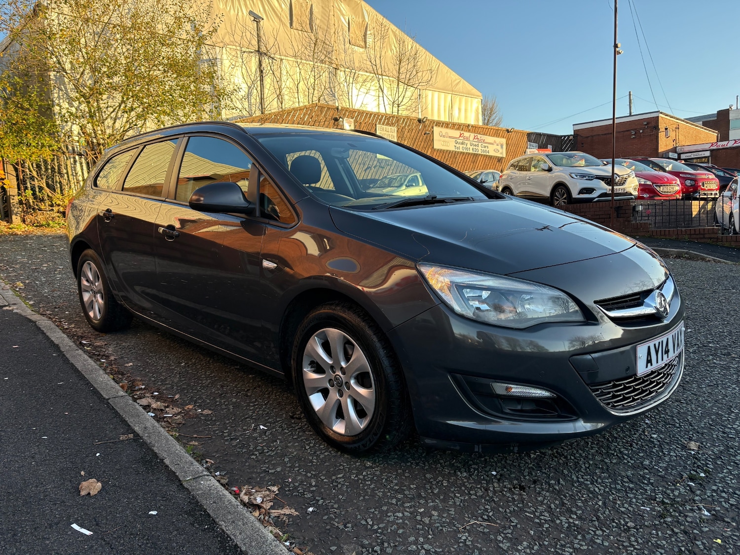 Used Vauxhall Astra 2014 for sale - 76626650: Photo 1
